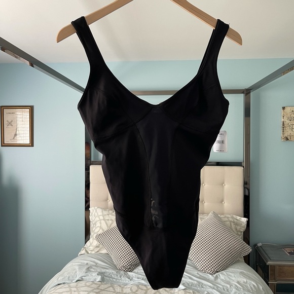 NEW Free People movement heart of gold black bodysuit - Picture 7 of 9